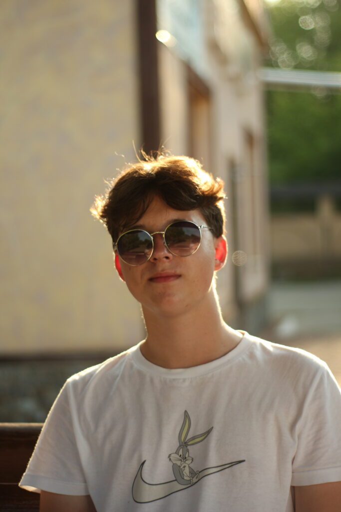 Кузнецов Ростислав Алексеевич — Фото