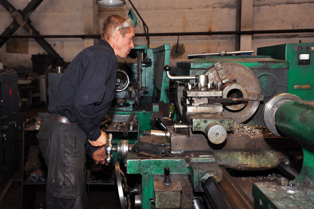 Бронза Дмитрий Александрович — Фото